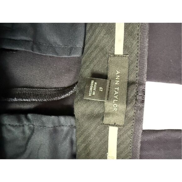 Ann Taylor The Eva Ankle Pant- The Navy- Size 6 - Picture 5 of 7